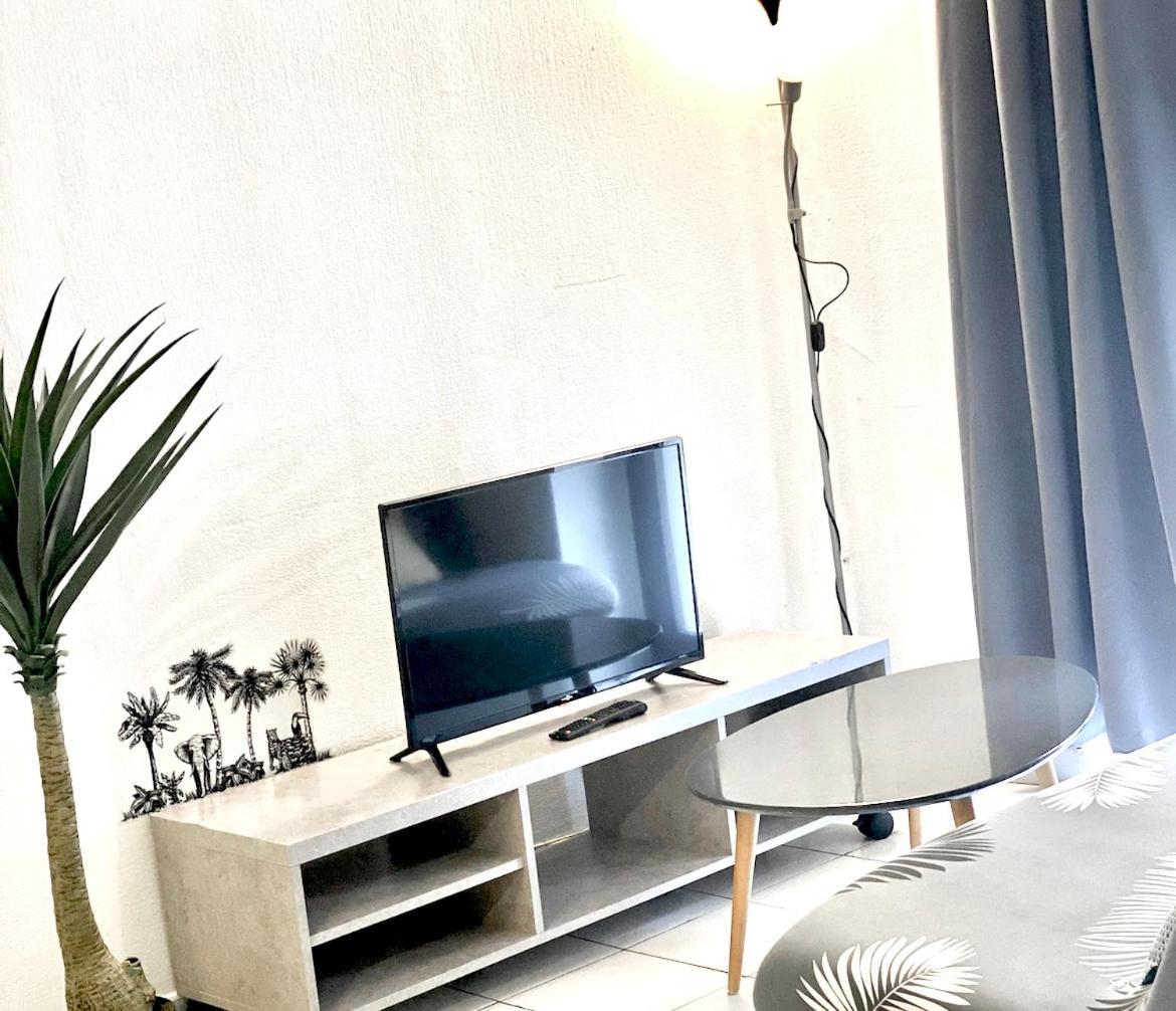 Appartamento Studio Des Cathares Carcassonne Esterno foto
