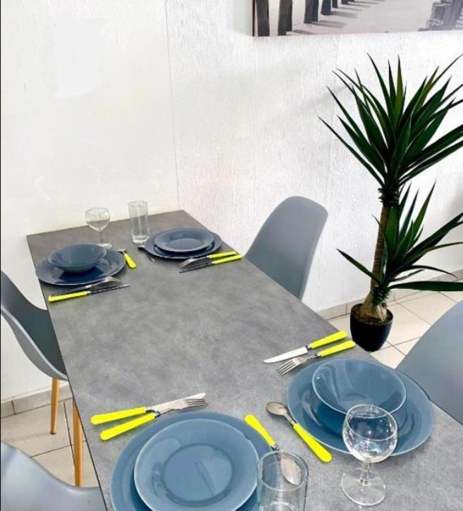 Appartamento Studio Des Cathares Carcassonne Esterno foto